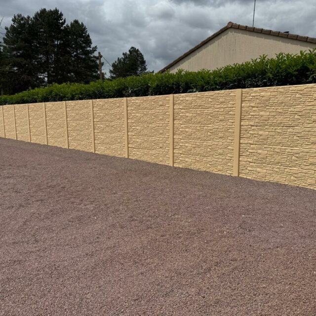 clôture béton imitation pierre
